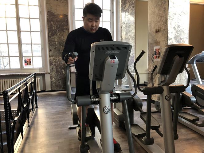 Bilguun Ariunbaatar na siłowni