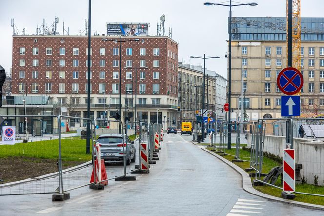 Parking podziemny pod placem Powstańców Warszawy w Warszawie