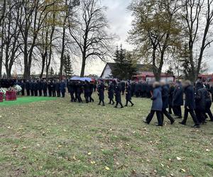 Przejmujący pogrzeb strażaka, który zginął podczas obławy na Grzegorza Borysa