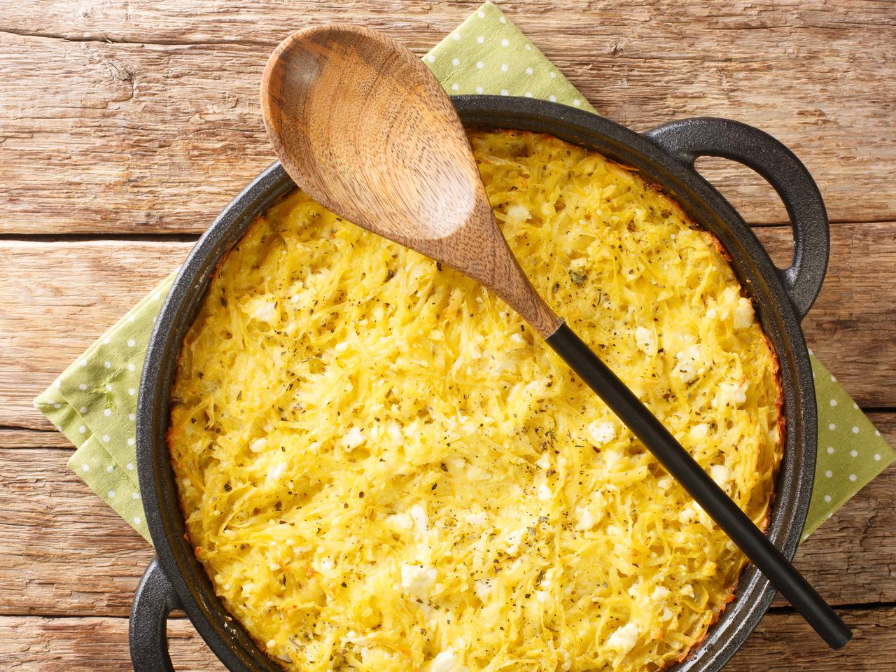 Bułgarski placek ziemniaczany z fetą i tym czymś. Ależ to dobre! 