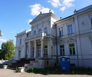 Ten zabytkowy pałac w Białymstoku popada w ruinę. Wkrótce będzie to efektowny hotel!