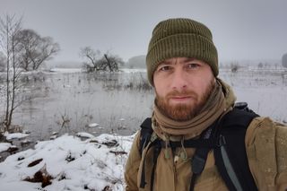 Maciej Cmoch zawodowo zajmuje się badaniami i ochroną ptaków