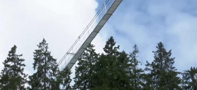 Most Skywalk Willingen w Niemczech