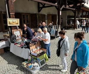 Targ Staroci w Miasteczku Galicyjskim 