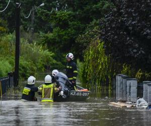 Czechowice Dziedzice. Ewakuacja mieszkańców z zalanych terenów