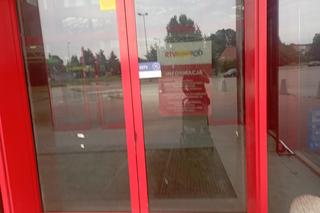 Kiedyś Tesco w Pile było numerem jeden. Teraz trwa tam generalny remont. Jaki sklep tam się otworzy?