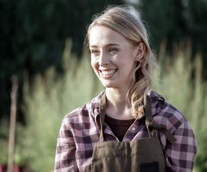 Pierwsza miłość odc. 3923. Kaja (Elżbieta Trzaskoś) - była dziewczyna Alana i Oskara