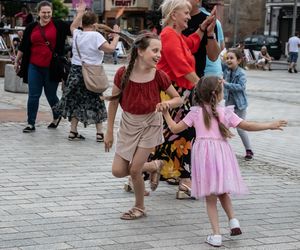 Starachowickie potańcówki na Rynku 2025