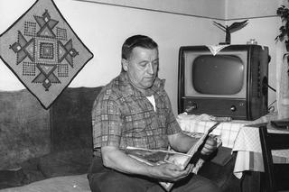 QUIZ PRL. Dokończ słowa hitów z seriali PRL