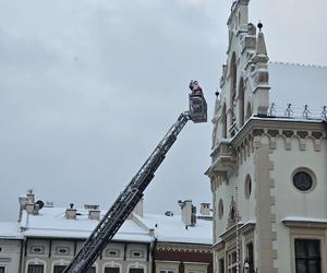 Jarmark Bożonarodzeniowy w Rzeszowie. Parada św. Mikołaj 2023 