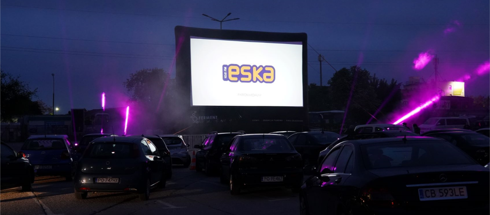 Samochodowe kino Ferment w Poznaniu 