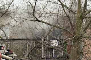 Warszawa. Pożar pustostanu na Targówku