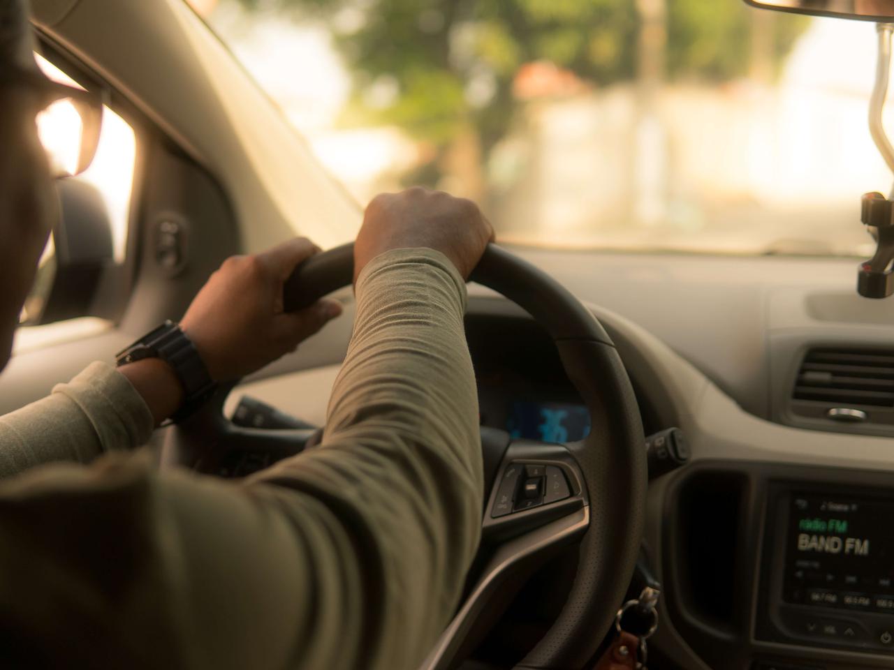 Nowy przepis. Samochody mogą jeździć po mieście TYLKO z prędkością do 30 km/h