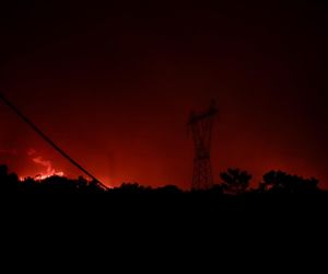 Wielkie pożary na Krecie! Polscy turyści ewakuowani. Portugalia też zagrożona!