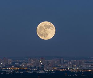 Tajemnicze rozbłyski na Księżycu. Są pierwsze domysły