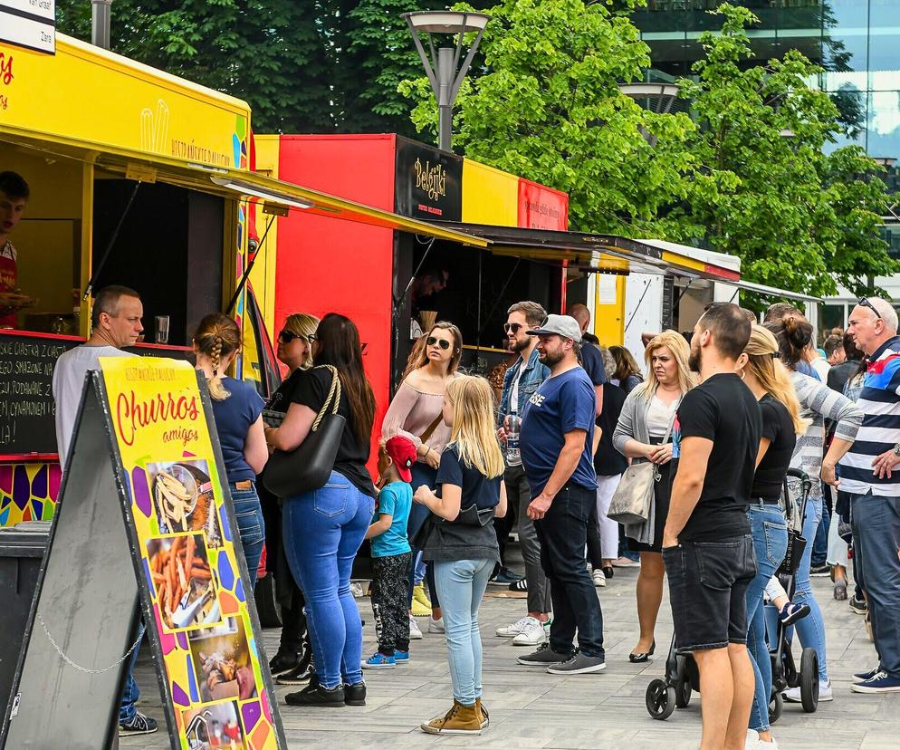 Największy zlot food trucków w Łodzi! W weekend startuje Wielka Szama