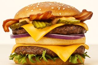 Nowe, letnie smaki w MAX Premium Burgers i powrót BIG Classic!