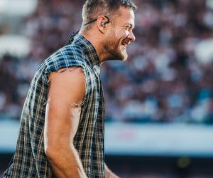 Koncert Imagine Dragons w Warszawie (18.07.2025). Organizatorem koncertu jest Live Nation, a patronem medialnym - Radio ESKA