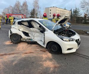 Groźny wypadek w Mysłowicach. Ciężko ranną kobietę zabrano do szpitala