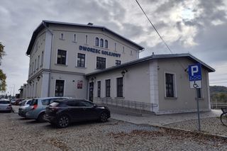 Dworzec w Krzeszowicach