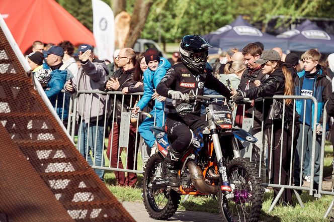 Poranna deszczowa pogoda nie odstraszyła fanów motoryzacji. Kolejna Motowiosna przeszła do historii