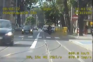 Policyjny pościg ulicami Torunia. 41-letni motocyklista trafił za kraty