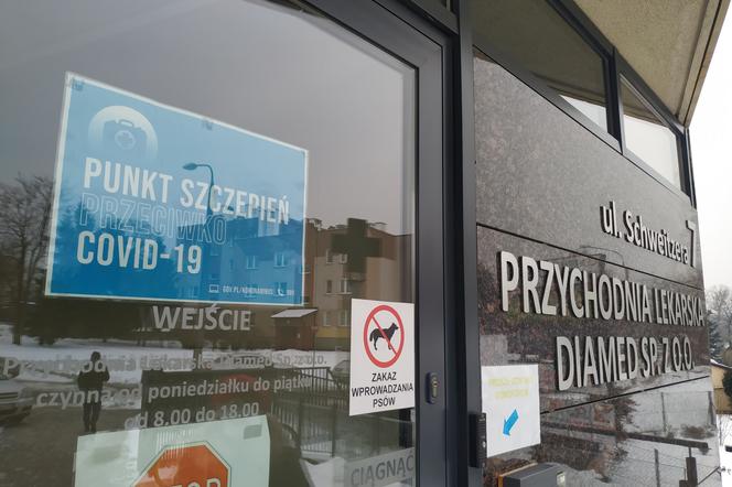 Krakowscy lekarze o szczepionkach: opóźnienia w dostawach i piętrząca się biurokracja