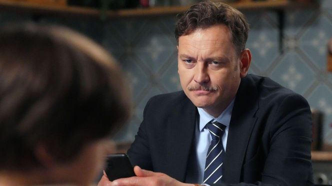 Barwy szczęścia, odcinek 3226: Stefaniak wmówi Mateuszkowi, że Dominika i Sebastian chcą go zabrać matce! Wyjawi, czemu nie powiedzieli mu o pobycie Soni w więzieniu - ZDJĘCIA