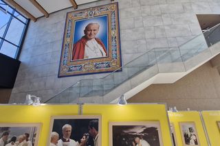 Ojciec Rydzyk zaprasza do Muzeum Pamięć i Tożsamość w Toruniu. Byliśmy w środku