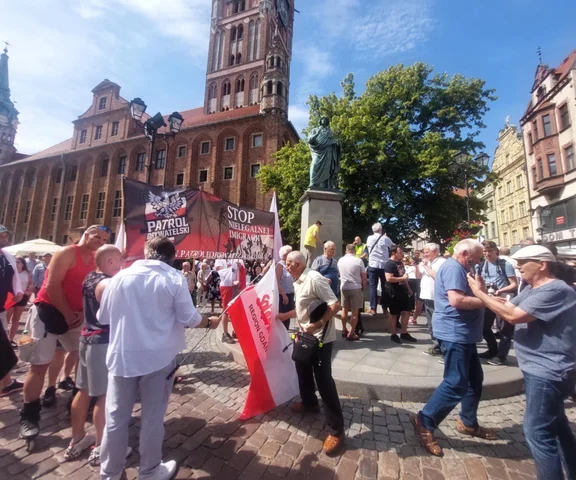 Torunianie przeszli w Marszu Milczenia