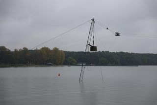 Deszczowy spacer w obiektywie. Tak się prezentuje Zalew Zemborzycki w jesiennej odsłonionie