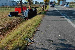 Potworny wypadek na DK2 pod Siedlcami. 61-latek zginął przez wersalkę?