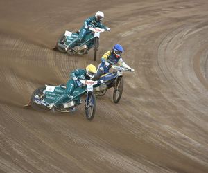 PRES Grupa Deweloperska Toruń - Stelmet Falubaz Zielona Góra, zdjęcia kibiców i zawodników z meczu 10. kolejki PGE Ekstraligi