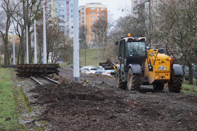 Remont torowiska na ul. Perłowej w Bydgoszczy. Prace nabierają tempa!