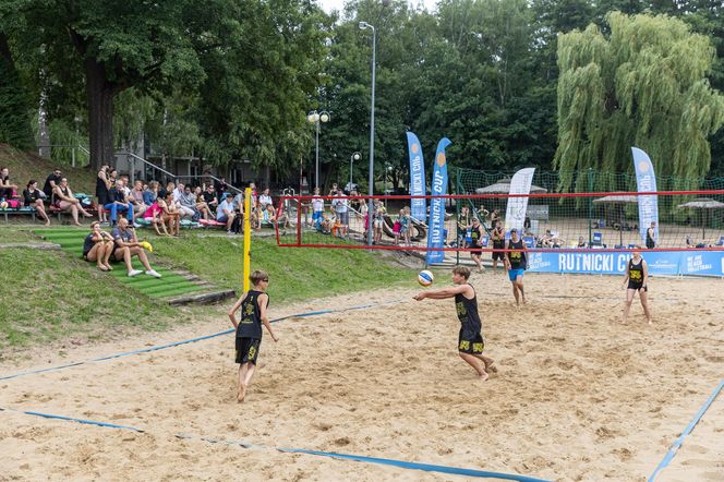 Nowy minister sportu na turnieju siatkówki