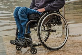 Nieletni ukradli wózek inwalidzki! Zaskakujące tłumaczenie