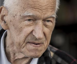 Grób Kornela Morawieckiego na  Powązkach Wojskowych