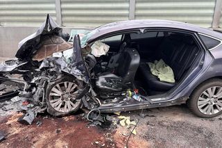 Poważny wypadek na Wschodniej Obwodnicy Wrocławia. Trzy osoby ranne