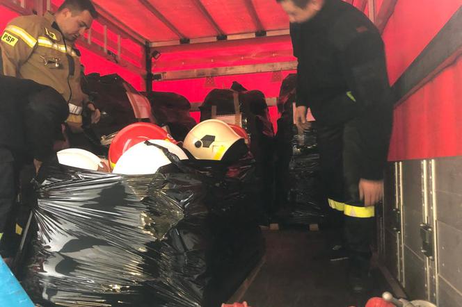 Strażacy z Nowego Sącza i regionu pomagają strażakom z Ukrainy 