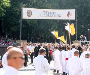 Pielgrzymka kobiet do Piekar. Przyszły tysiące pielgrzymów