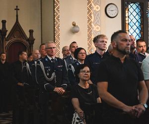 Pogrzeb komendanta policji w Bieruniu. Młodszy inspektor Dariusz Waligóra odszedł na wieczną służbę
