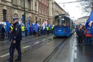 Wielki protest hutników w Krakowie