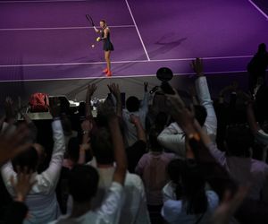 Iga Świątek - Amanda Anisimova. Spódniczki płatały figla zawodniczkom