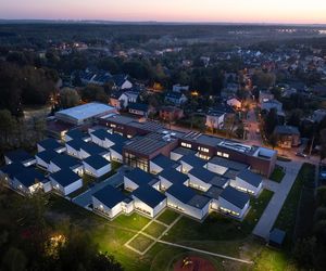 Szkoła w Rudzie Śląskiej, TKHolding