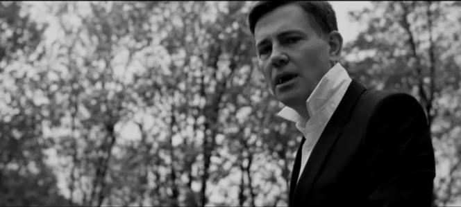 Sekret młodości Krzysztofa Ibisza! Jest wampirem!