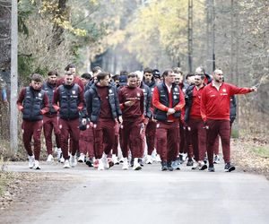 Polska - Holandia. Piłkarze poszli do lasu