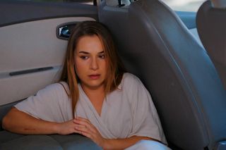 Miłość i nadzieja, odcinek 272: Tak Sila dotrze na ślub Bahar i Kuzeya! Ukryje się w samochodzie doktora Leventa - ZDJĘCIA