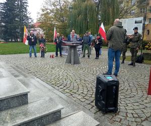 Obchody pod pomnikiem 10 pomordowanych w Grudziądzu