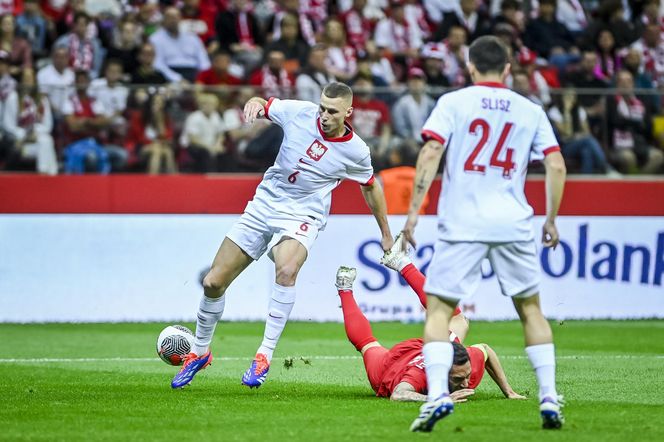 Piłkarz reprezentacji Polski Jakub Piotrowski zostanie ojcem. Jest zaręczony z Wiktorią Jankowską