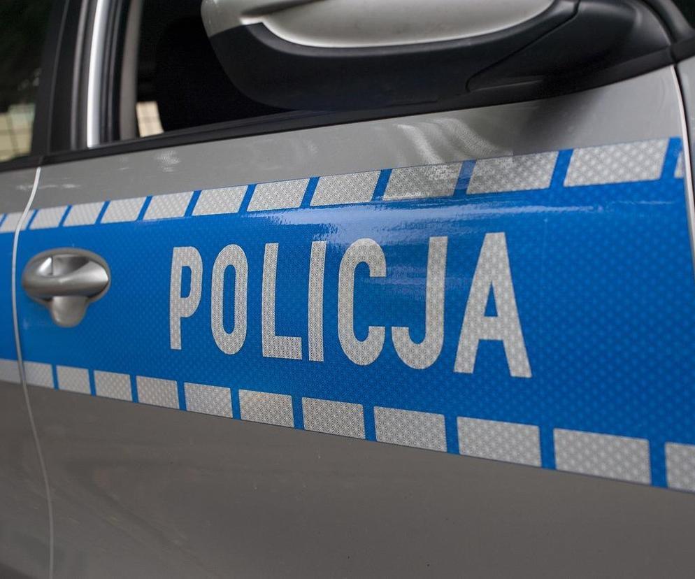 Piekary Śląskie: Krewki senior zaatakował nożem policjantów